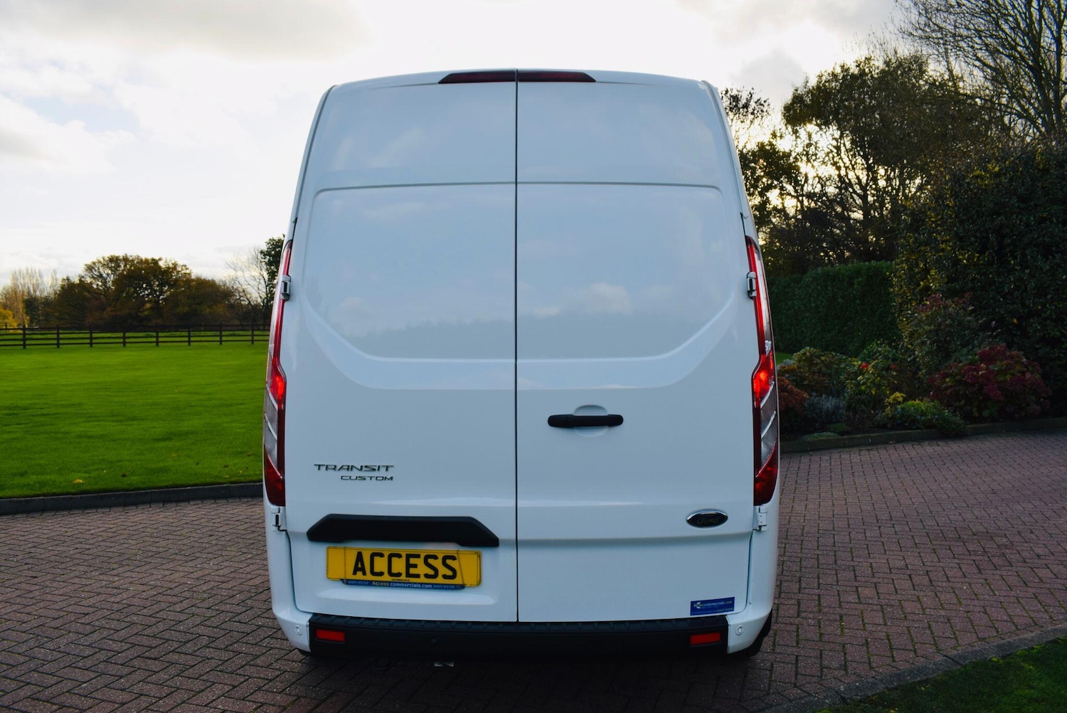 Used Ford Transit Custom 2022 for sale - 76620437: Photo 8
