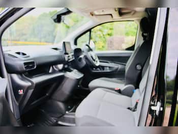 Used Toyota ProAce 2025 for sale - 79808448: Photo