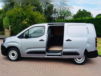Used Peugeot Partner 2023 for sale - 75532200: Photo