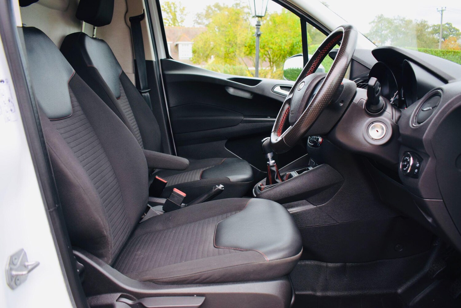 Used Ford Transit Courier 2023 for sale - 76457549: Photo 12