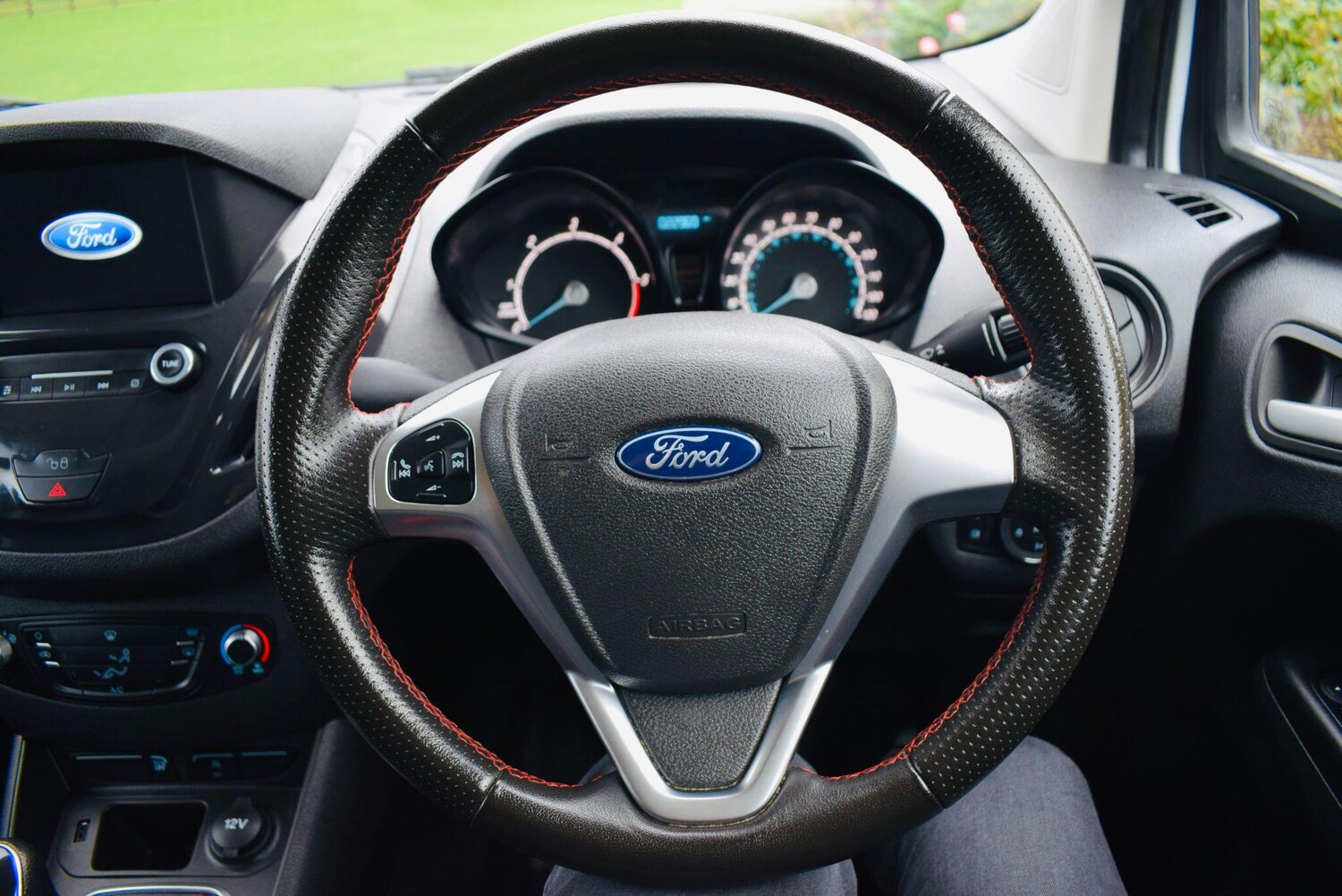 Used Ford Transit Courier 2023 for sale - 76457549: Photo 16