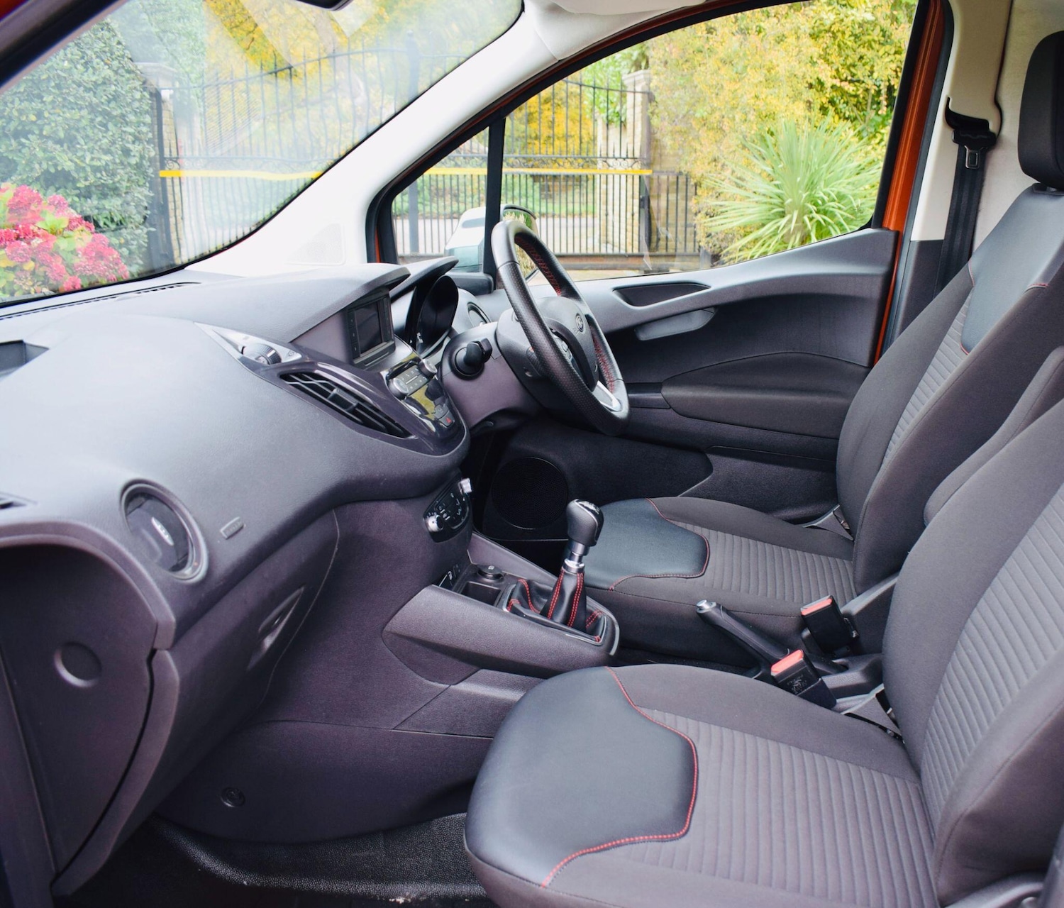 Used Ford Transit Courier 2023 for sale - 76472692: Photo 3