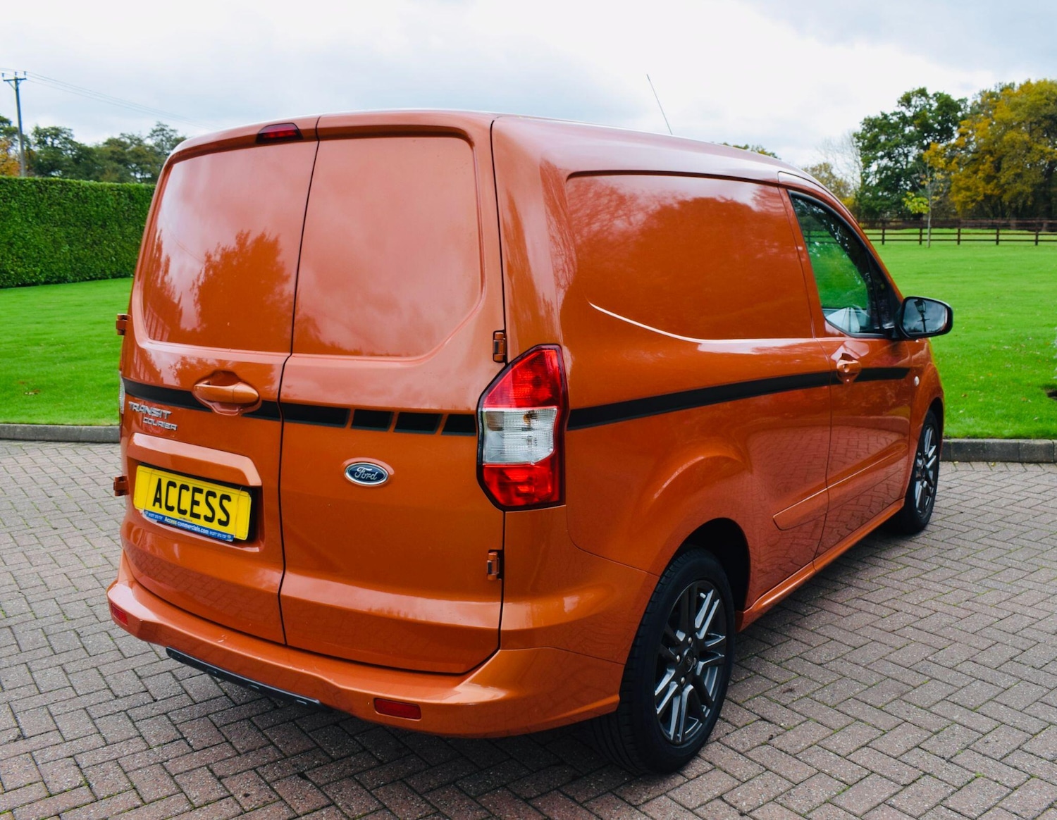 Used Ford Transit Courier 2023 for sale - 76472692: Photo 8