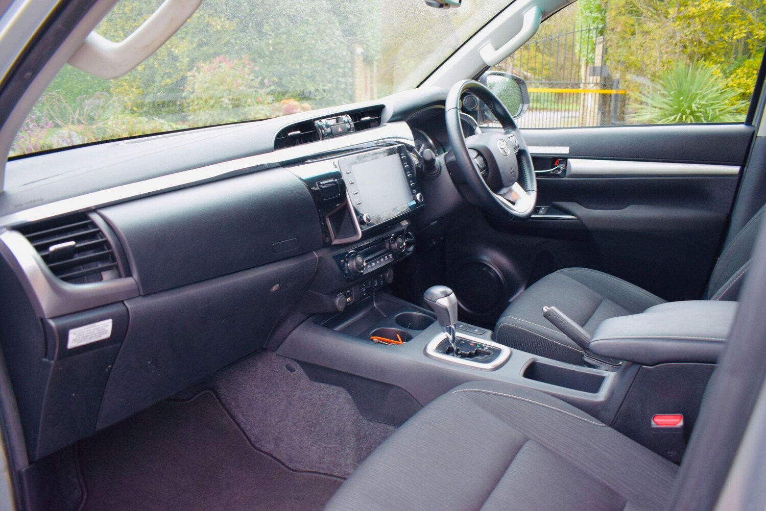 Used Toyota Hilux 2022 for sale - 76989601: Photo 10