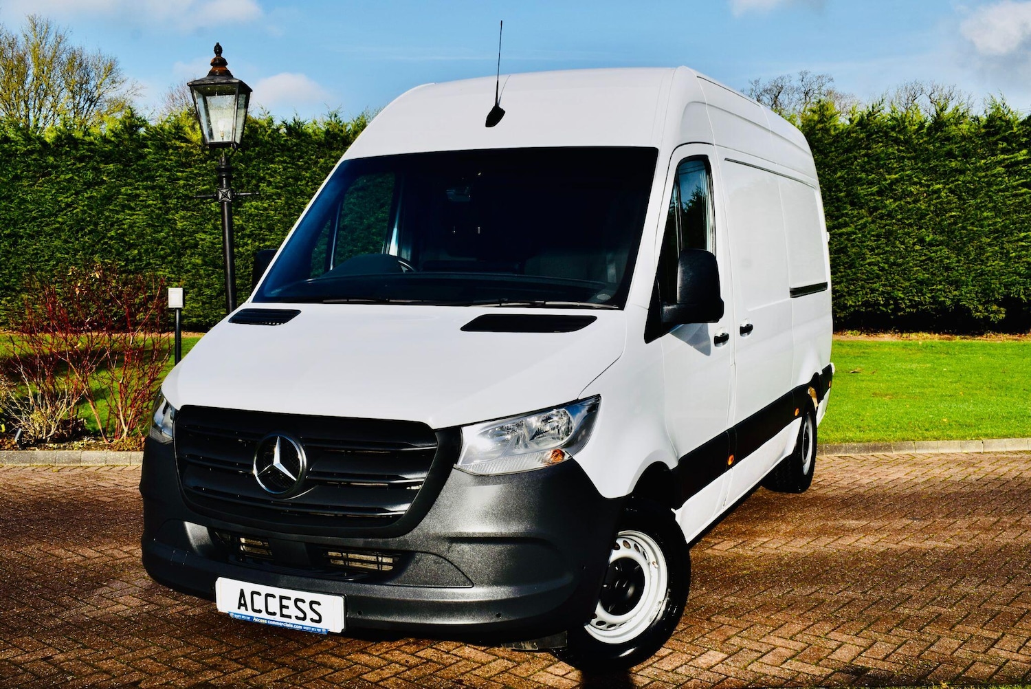 Used Mercedes-Benz Sprinter 2023 for sale - 77358992: Photo 1