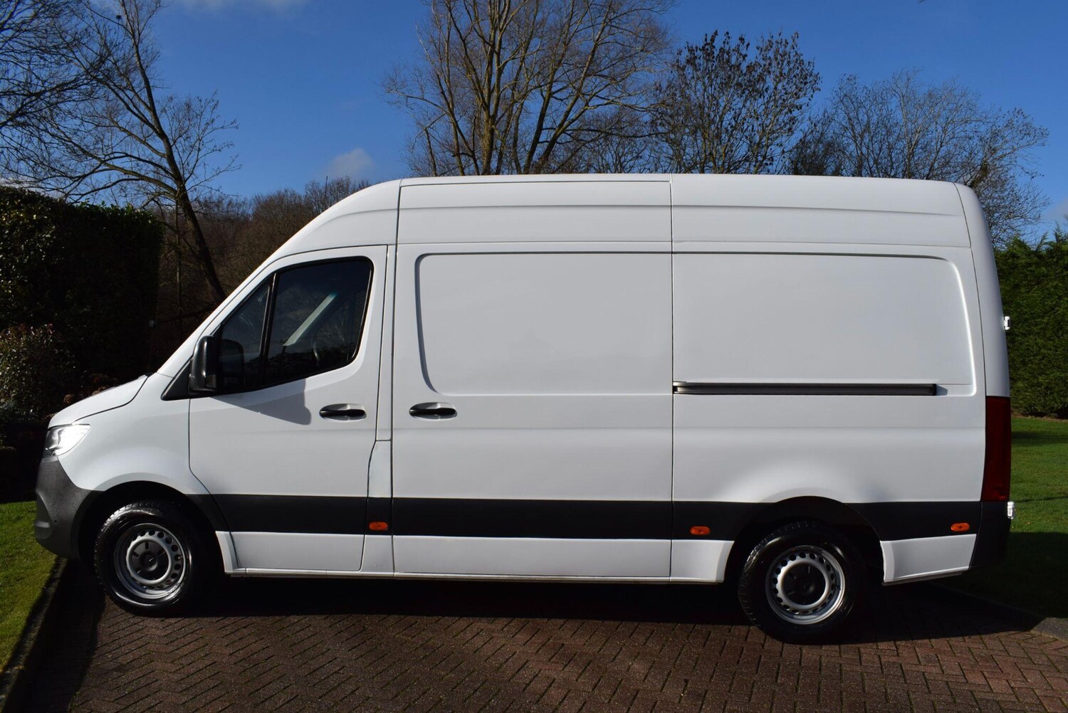 Used Mercedes-Benz Sprinter 2023 for sale - 77358992: Photo 2