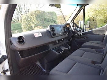 Used Mercedes-Benz Sprinter 2022 for sale - 76800817: Photo