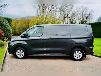 Used Ford Transit Custom 2025 for sale - 78648667: Photo