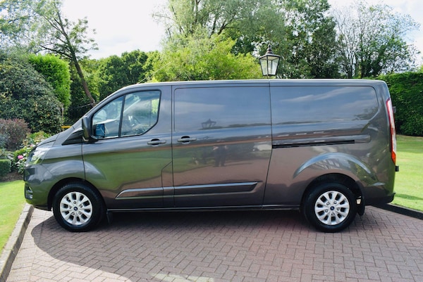 Used Ford Transit Custom 2022 for sale - 74850276: Photo 2