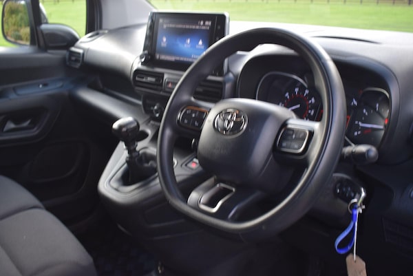 Used Toyota ProAce 2022 for sale - 76175423: Photo 14