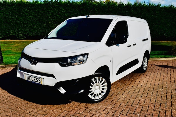 Used Toyota ProAce 2022 for sale - 76175423: Photo 1