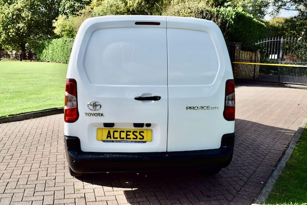 Used Toyota ProAce 2022 for sale - 76175423: Photo 5