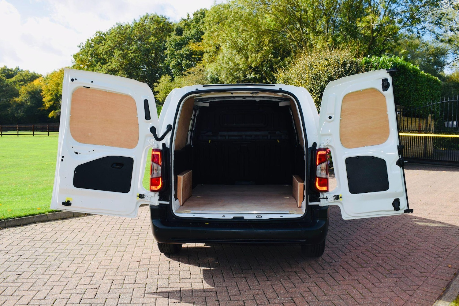 Used Toyota ProAce 2022 for sale - 76175423: Photo 6