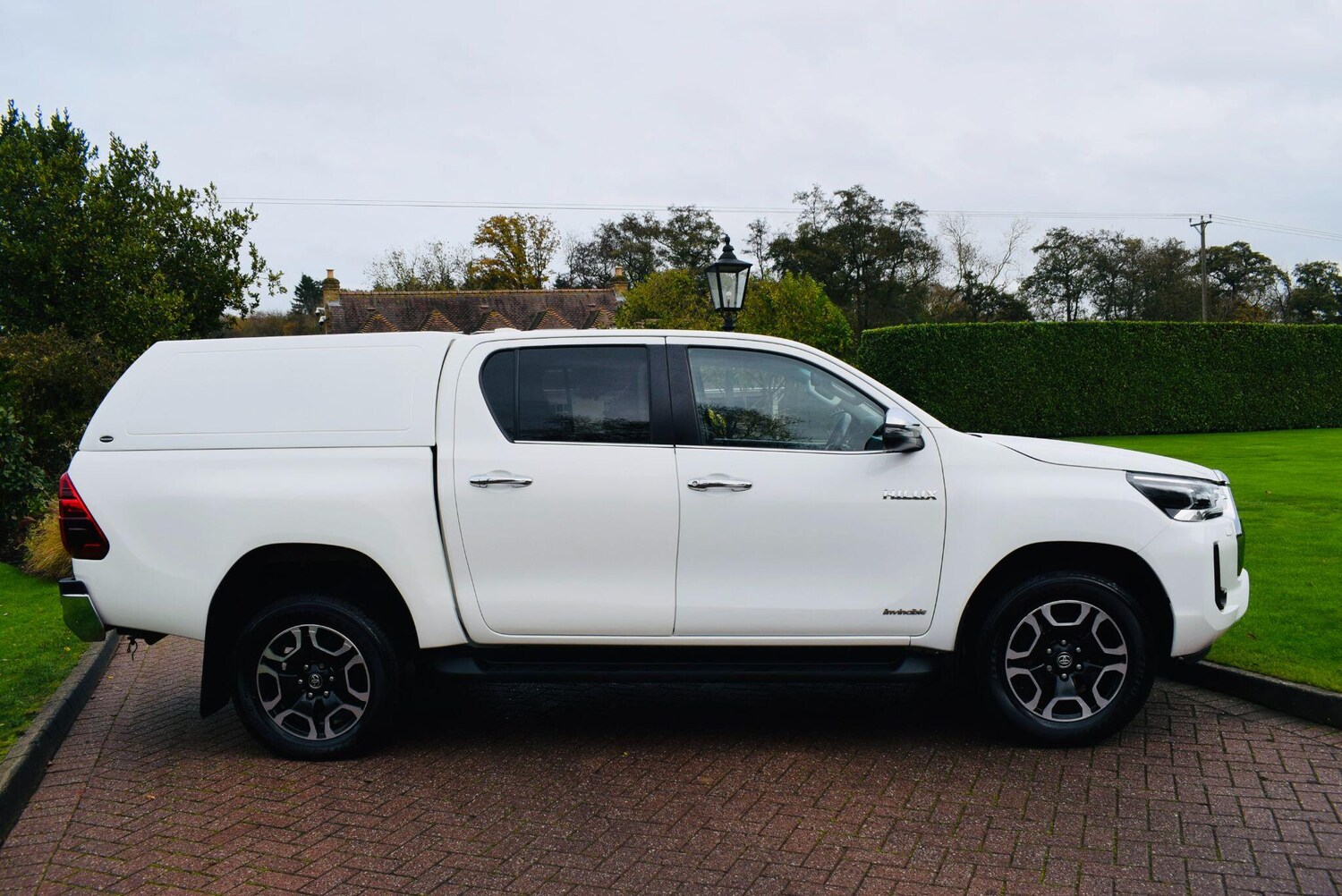 Used Toyota Hilux 2022 for sale - 76550341: Photo 3