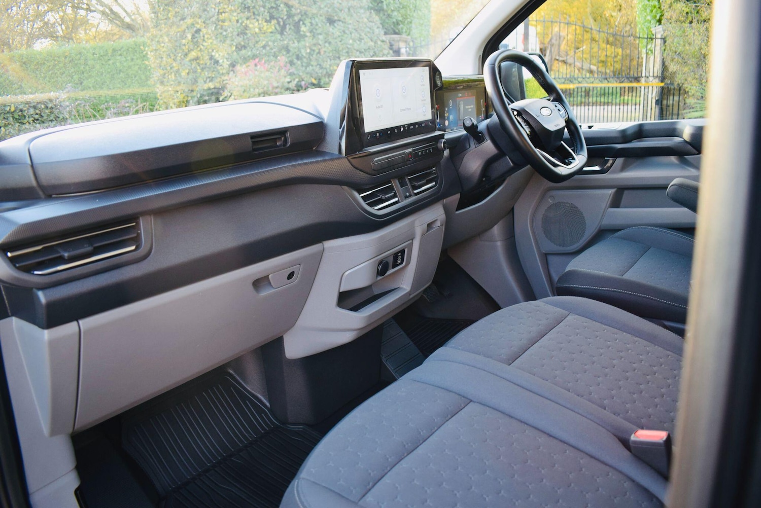 Used Ford Transit Custom 2024 for sale - 76990597: Photo 11