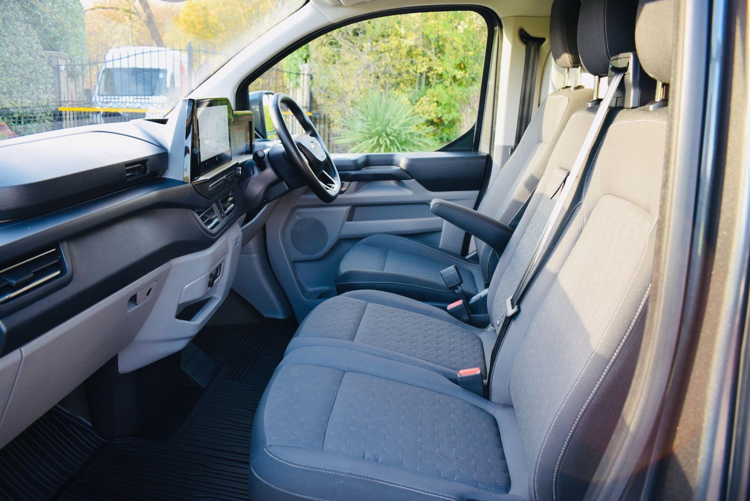 Used Ford Transit Custom 2024 for sale - 76990597: Photo 12