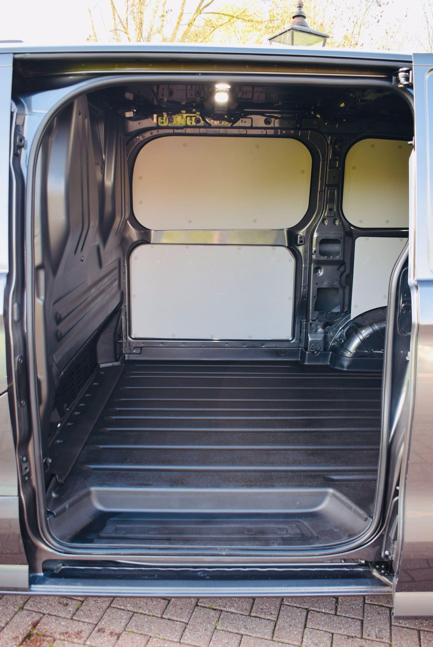 Used Ford Transit Custom 2024 for sale - 76990597: Photo 3