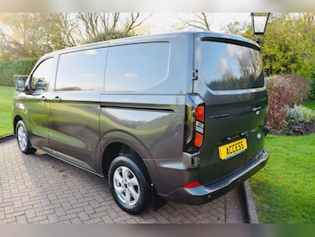 Used Ford Transit Custom 2024 for sale - 76990597: Photo
