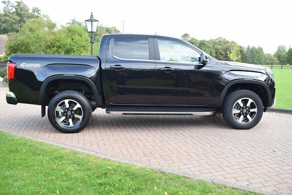 Used Volkswagen Amarok 2024 for sale - 76214109: Photo 10