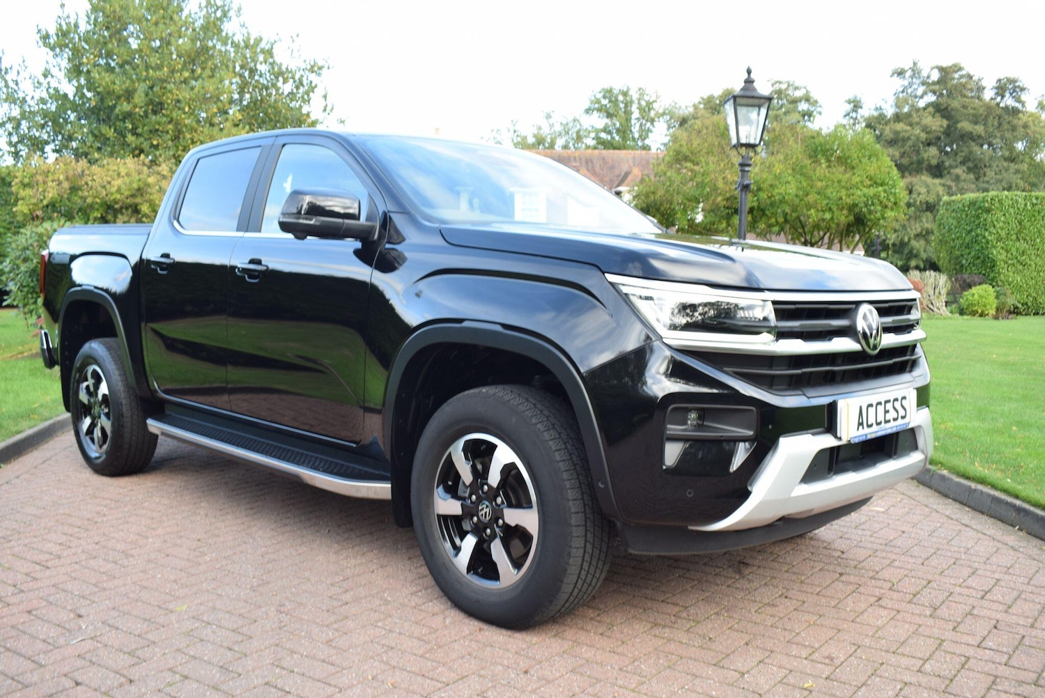 Used Volkswagen Amarok 2024 for sale - 76214109: Photo 13