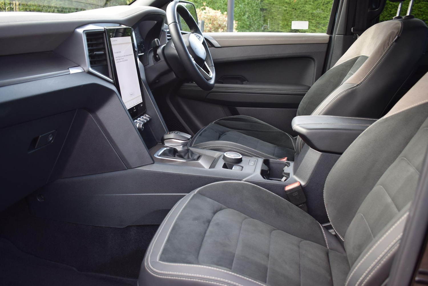 Used Volkswagen Amarok 2024 for sale - 76214109: Photo 3