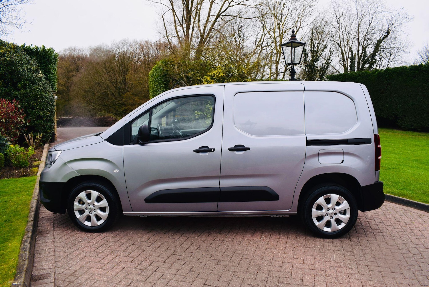 Used Vauxhall Combo 2022 for sale - 77925219: Photo 2