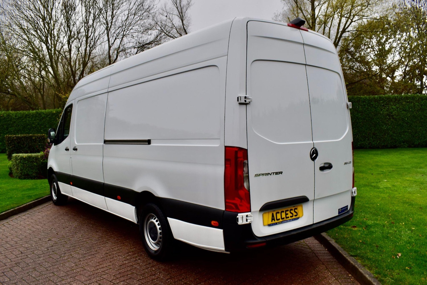 Used Mercedes-Benz Sprinter 2023 for sale - 76990590: Photo 4