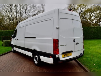 Used Mercedes-Benz Sprinter 2023 for sale - 76990590: Photo