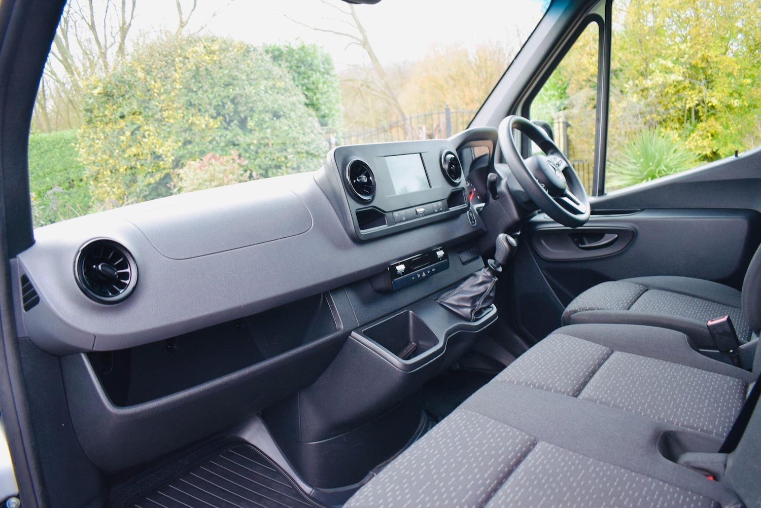 Used Mercedes-Benz Sprinter 2024 for sale - 76865329: Photo 4