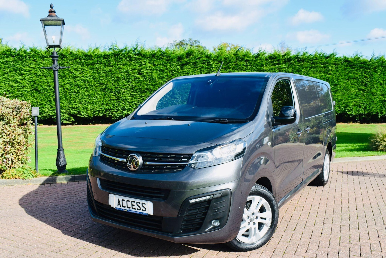 Used Vauxhall Vivaro 2022 for sale - 76174916: Photo 1