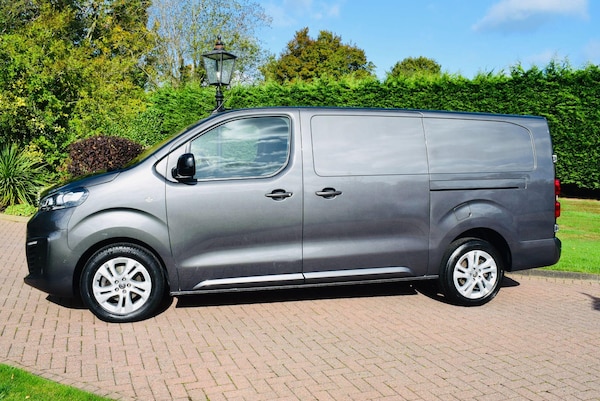 Used Vauxhall Vivaro 2022 for sale - 76174916: Photo 3