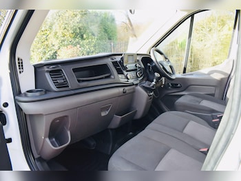 Used Ford Transit 2021 for sale - 77230116: Photo