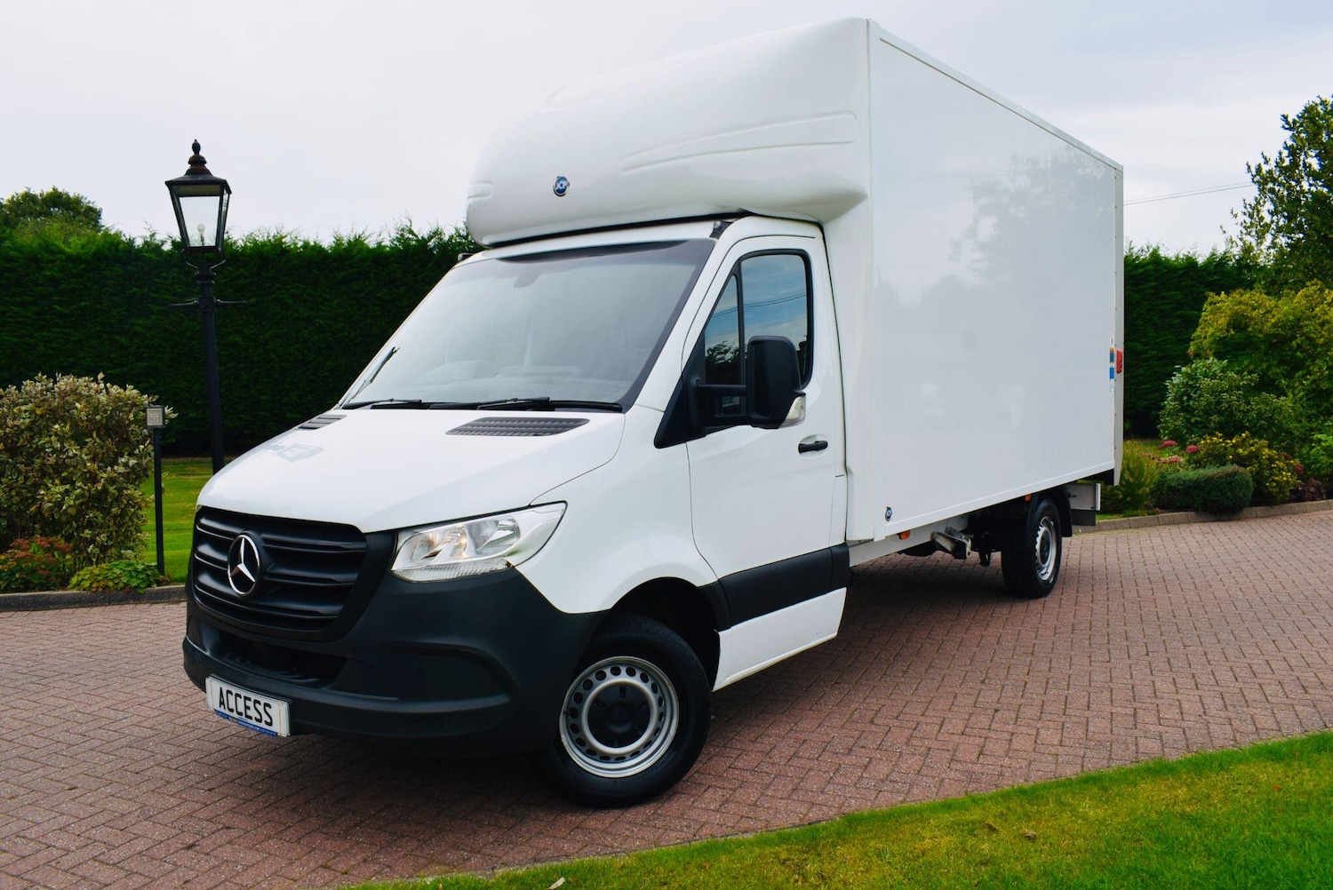 Used Mercedes-Benz Sprinter 2023 for sale - 76020271: Photo 1