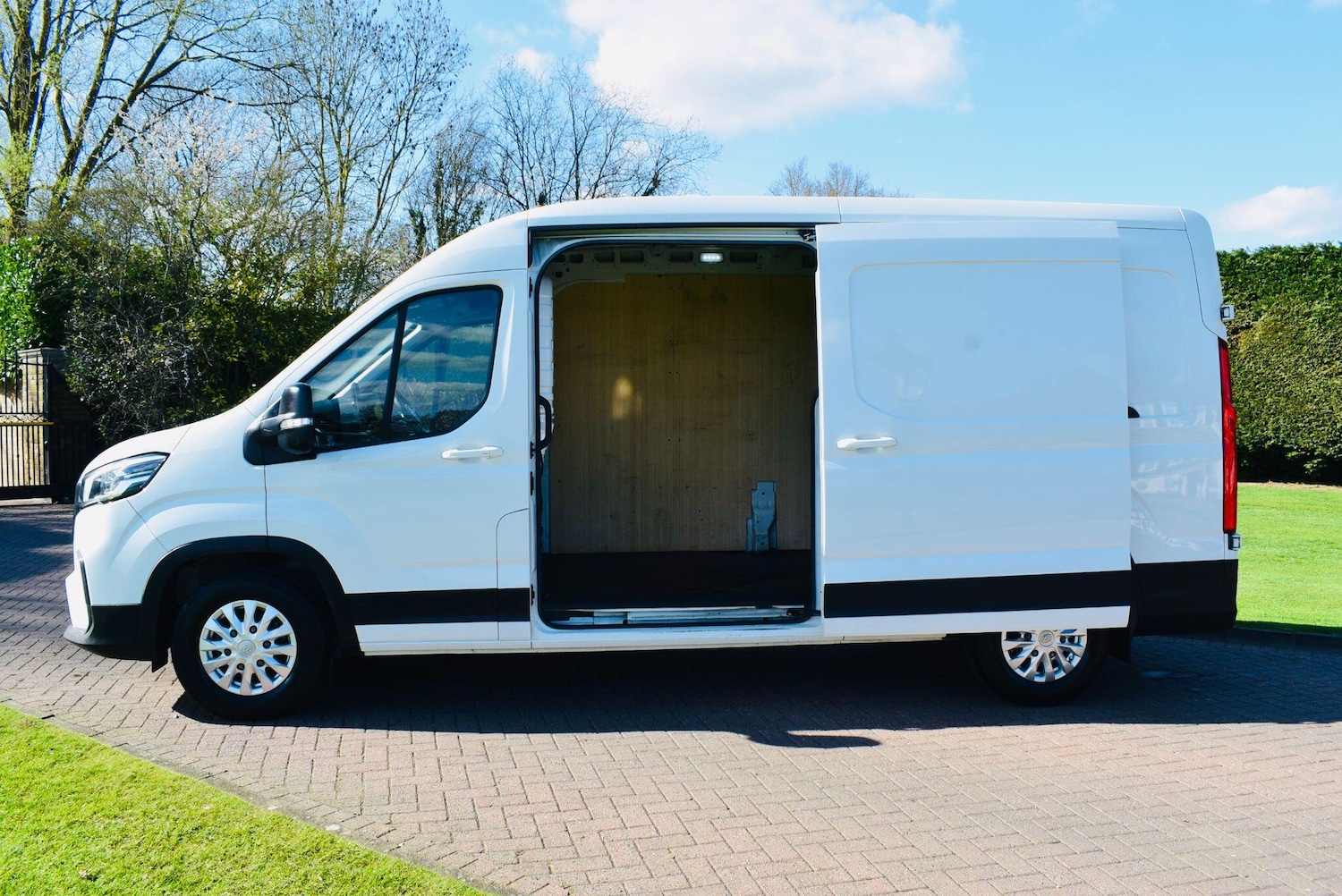 Used Maxus Deliver 9 2023 for sale - 78127510: Photo 3