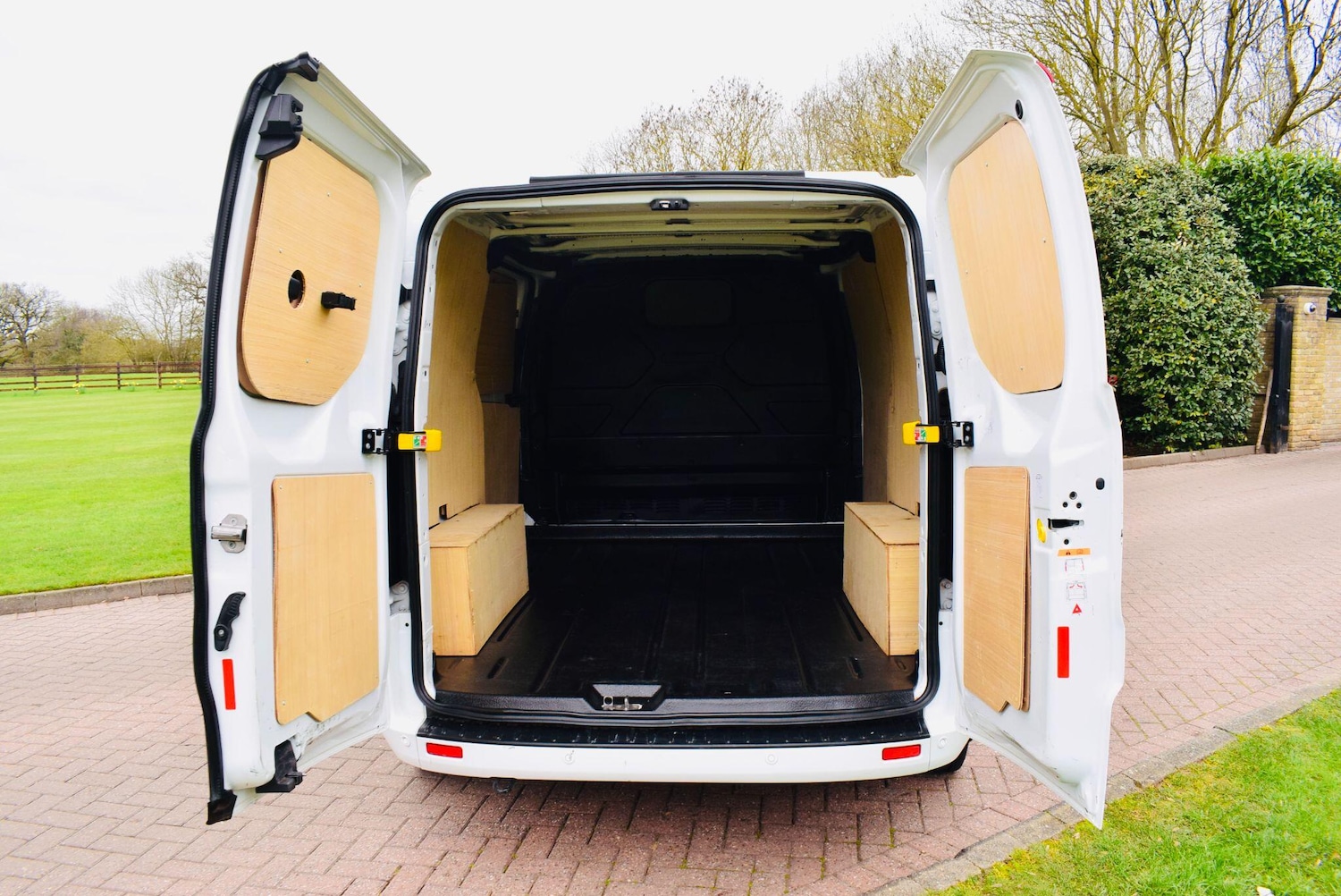 Used Ford Transit Custom 2023 for sale - 77925832: Photo 6