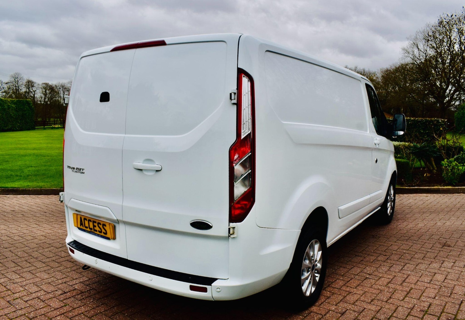 Used Ford Transit Custom 2023 for sale - 77925832: Photo 7