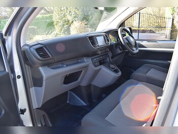 Used Vauxhall Vivaro 2022 for sale - 77683615: Photo