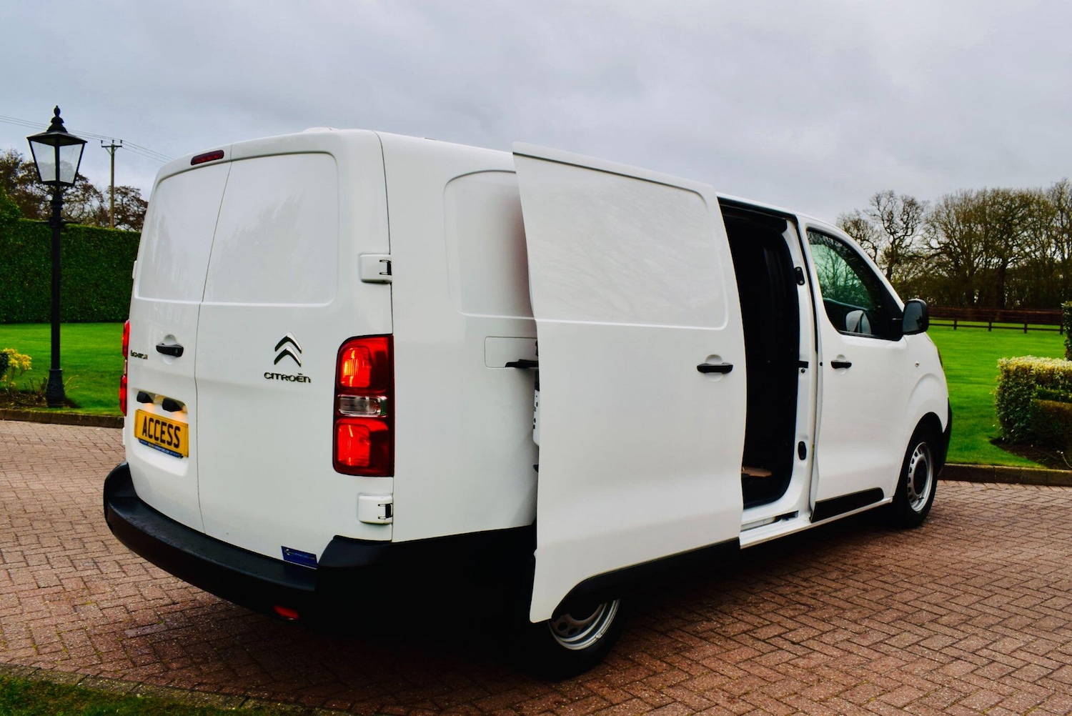 Used Citroen Dispatch 2022 for sale - 77696824: Photo 7