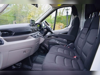 Used Maxus Deliver 9 2022 for sale - 78185252: Photo