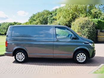 Used Volkswagen Transporter 2022 for sale - 75915073: Photo