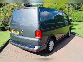Used Volkswagen Transporter 2022 for sale - 75915073: Photo