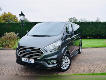 Used Ford Tourneo Custom 2022 for sale - 76689870: Photo