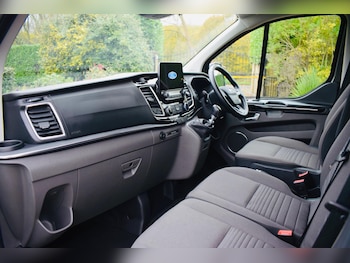 Used Ford Tourneo Custom 2022 for sale - 76689870: Photo