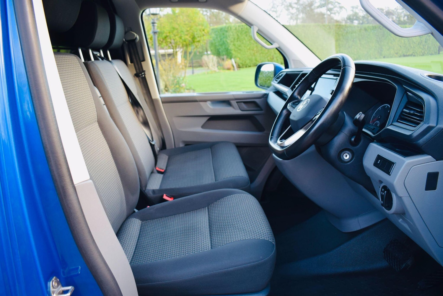 Used Volkswagen Transporter 2024 for sale - 76607755: Photo 11