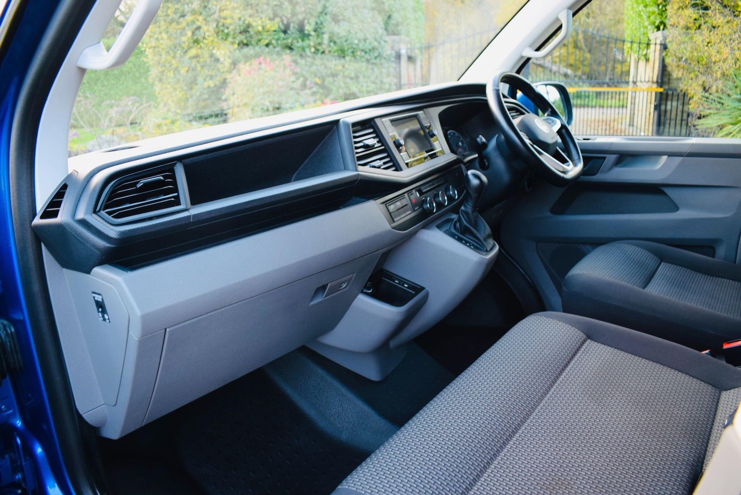 Used Volkswagen Transporter 2024 for sale - 76607755: Photo 12