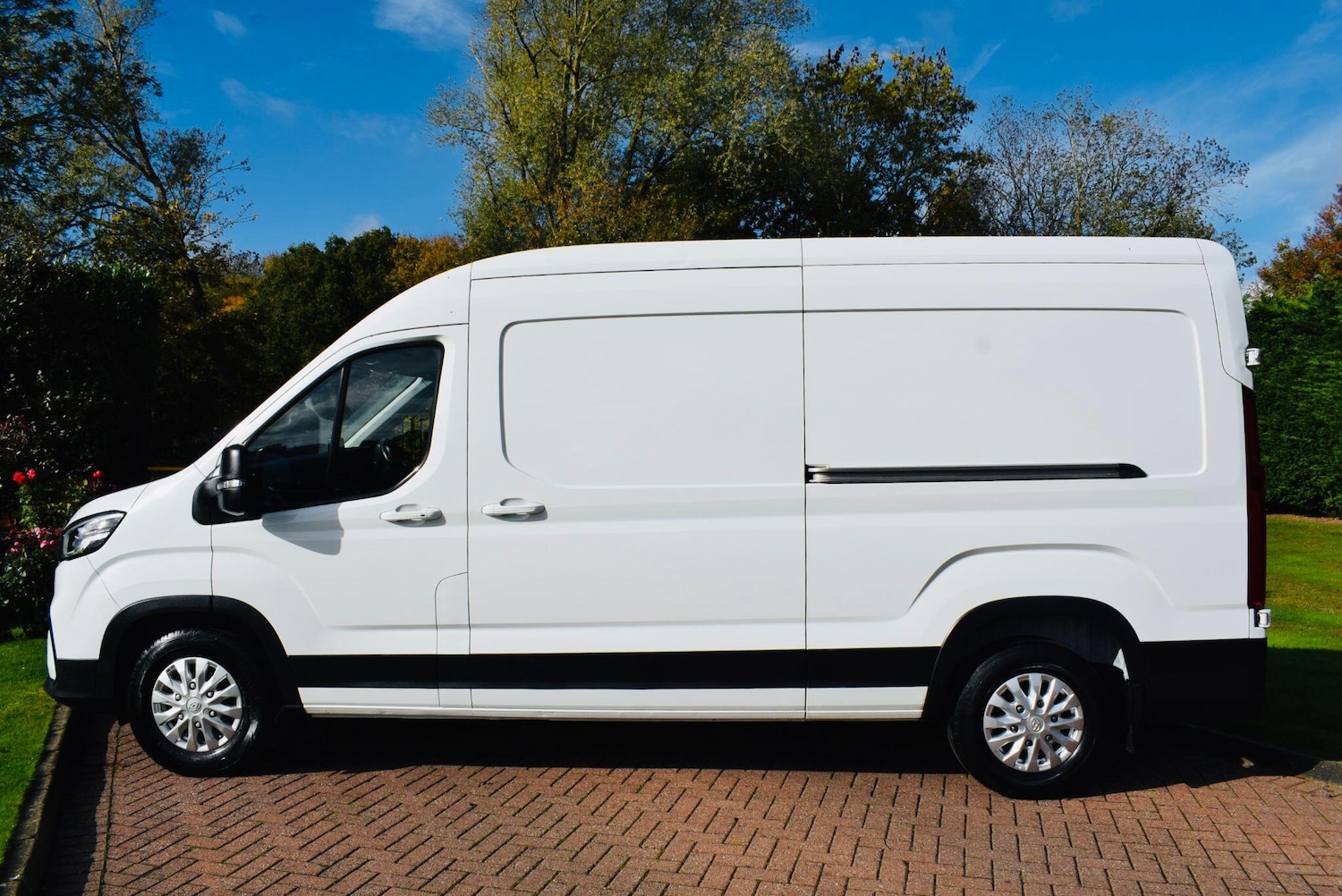 Used Maxus Deliver 9 2023 for sale - 76349864: Photo 2
