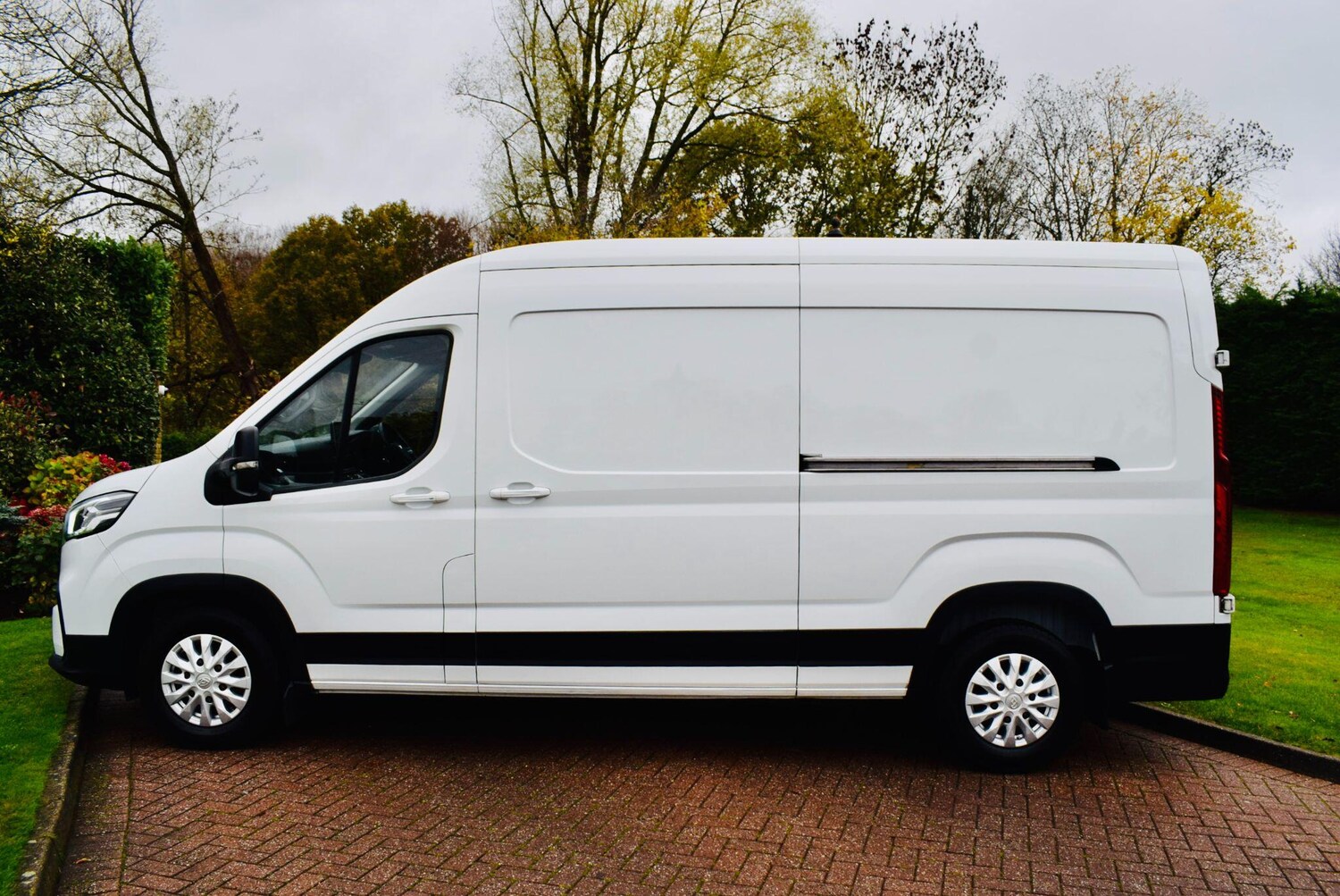 Used Maxus Deliver 9 2023 for sale - 76549790: Photo 2