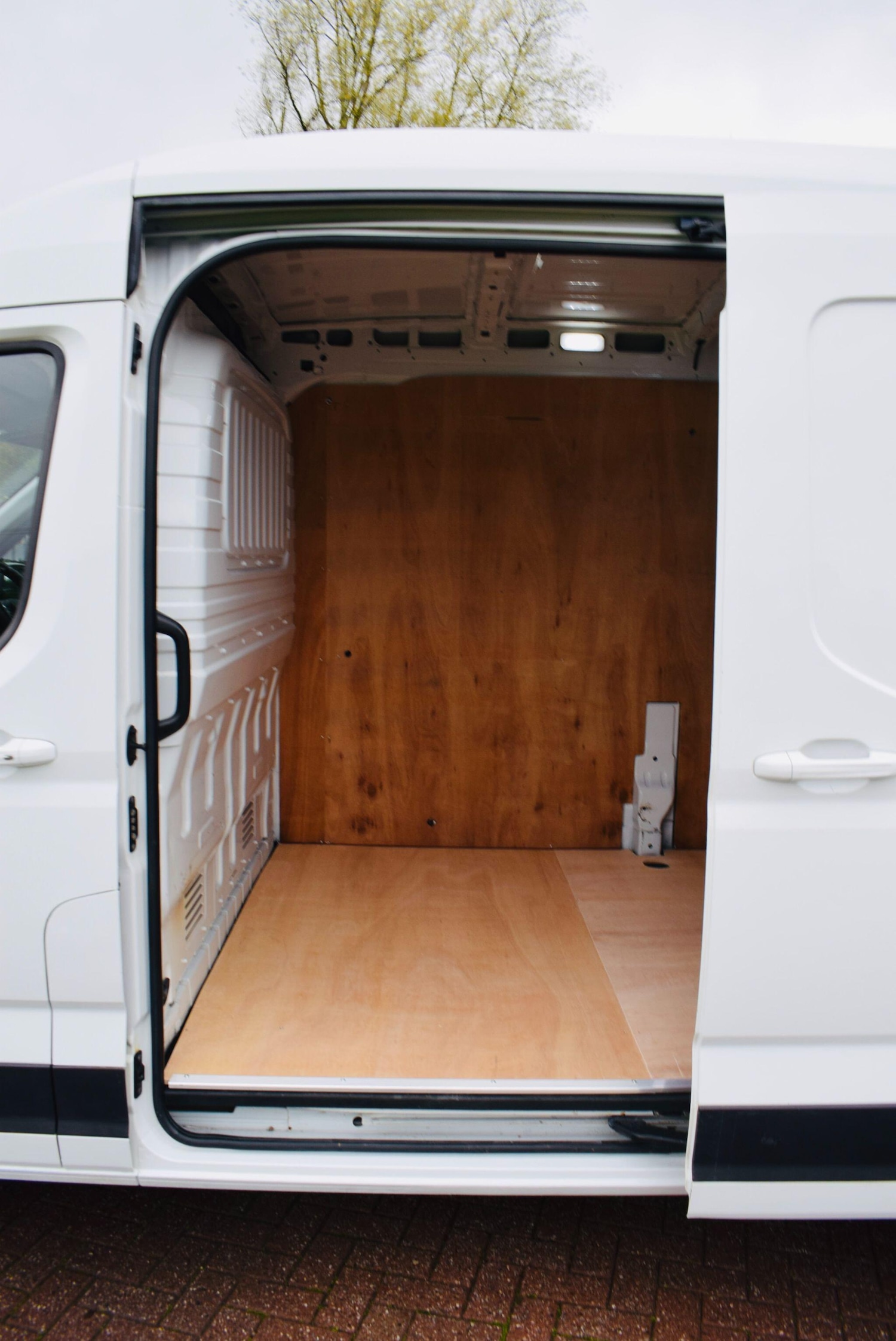 Used Maxus Deliver 9 2023 for sale - 76549790: Photo 3