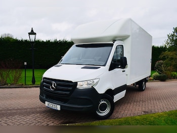 Mercedes-Benz Sprinter feature image