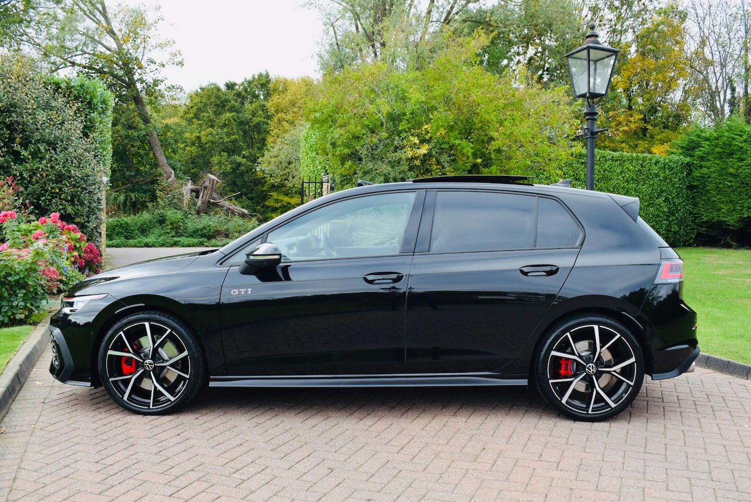 Used Volkswagen Golf 2025 for sale - 76238987: Photo 2